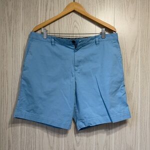 Ted Baker London Men’s Tailored Shorts
Size: 36R